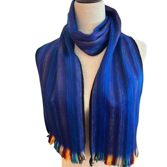 Beautiful alpaca scarf from Ecuador so soft and warm! - Picture 1 of 10